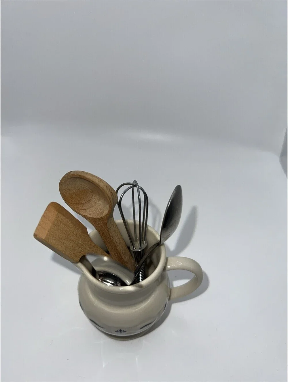 Mini Longaberger Ceramic Utensil Holder With Utensils